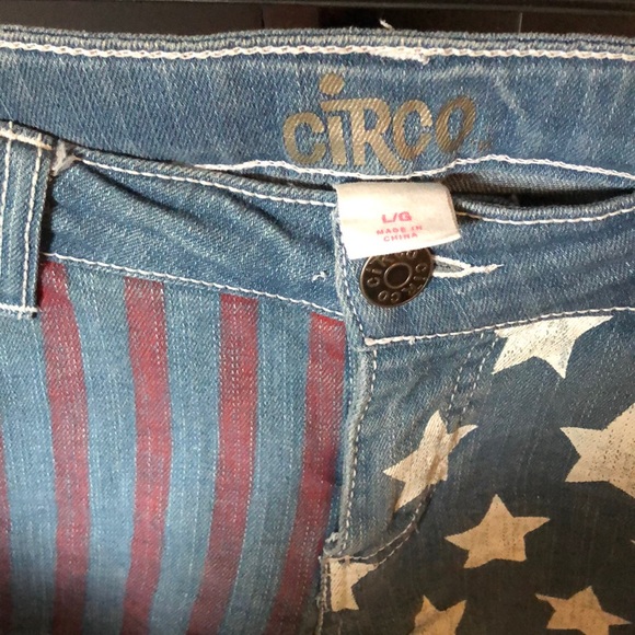 CIRCO - American Flag Jean Shorts - Picture 3 of 3